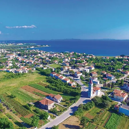 Dom wakacyjny Stunning In With Sauna